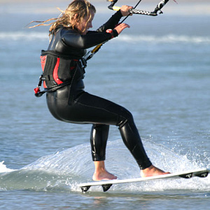10 мелочей, которые позволят встать на skimboard